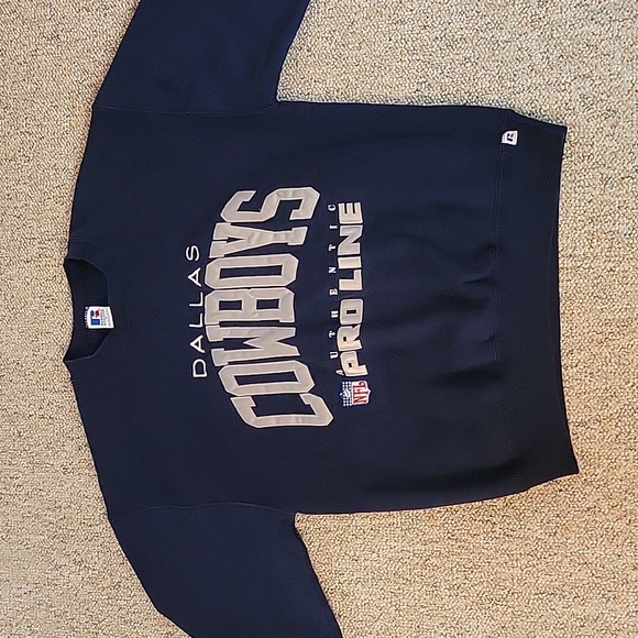 Russell Athletic Other - Dallas Cowboys Pro Line sweatshirt